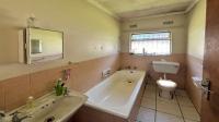 Main Bathroom - 5 square meters of property in Birch Acres