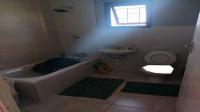 Bathroom 1 of property in Kwadwesi