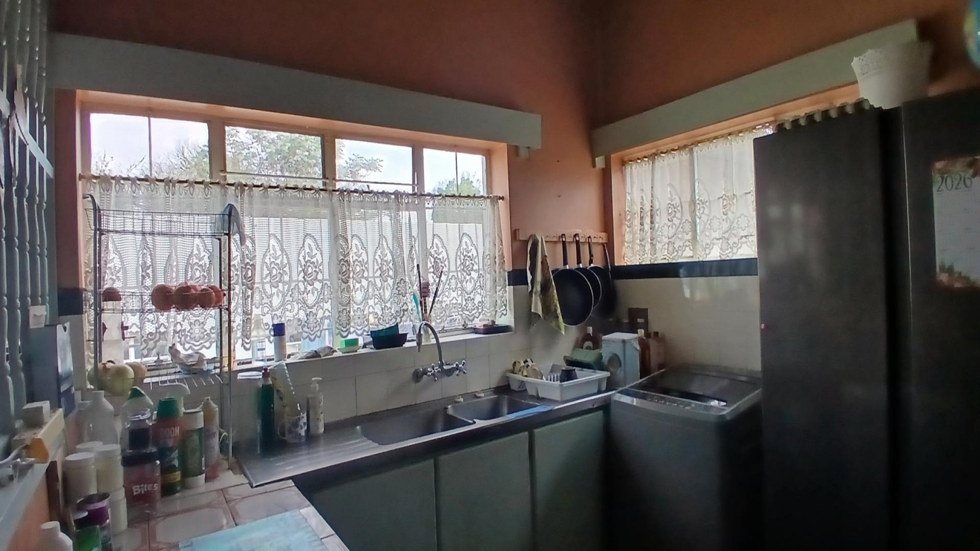 Kitchen of property in Lambton