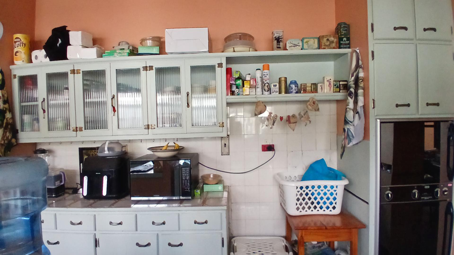 Kitchen of property in Lambton