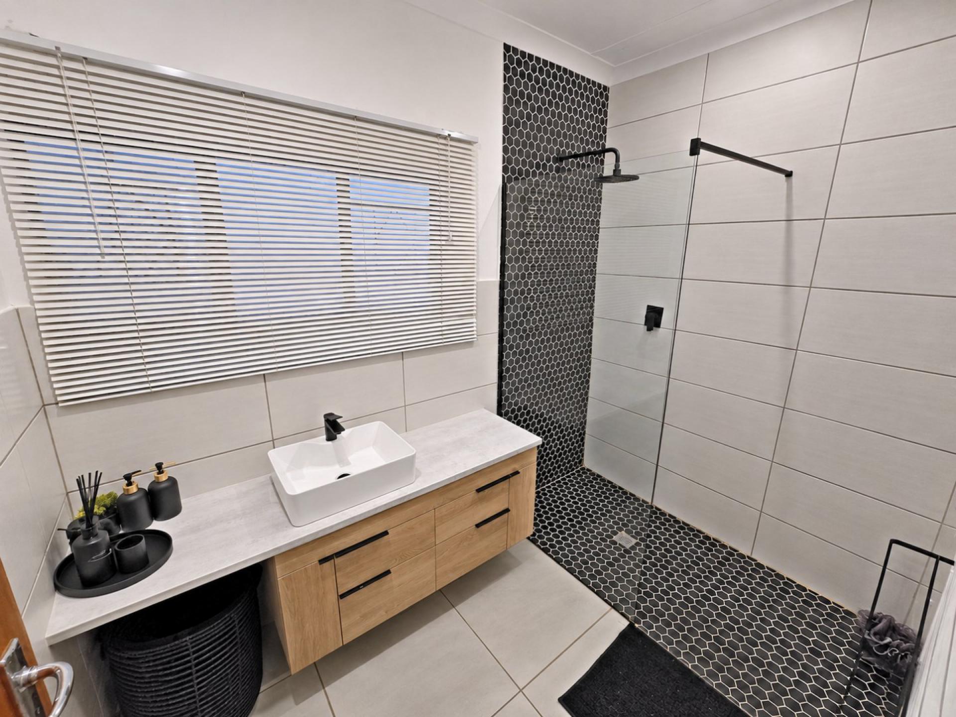  of property in Annlin