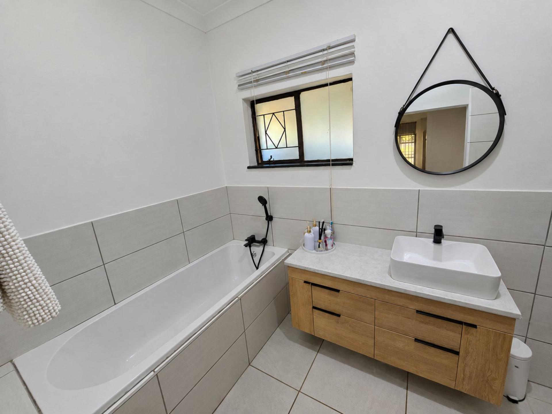  of property in Annlin