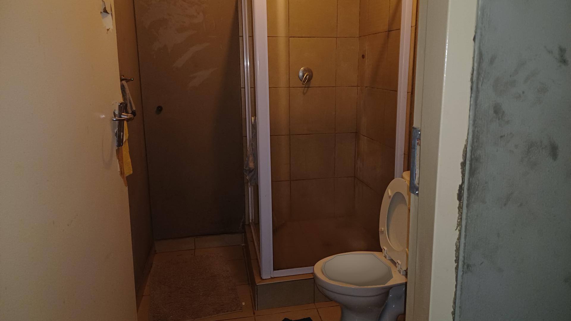 Bathroom 1 of property in Watervalspruit (Vaal)