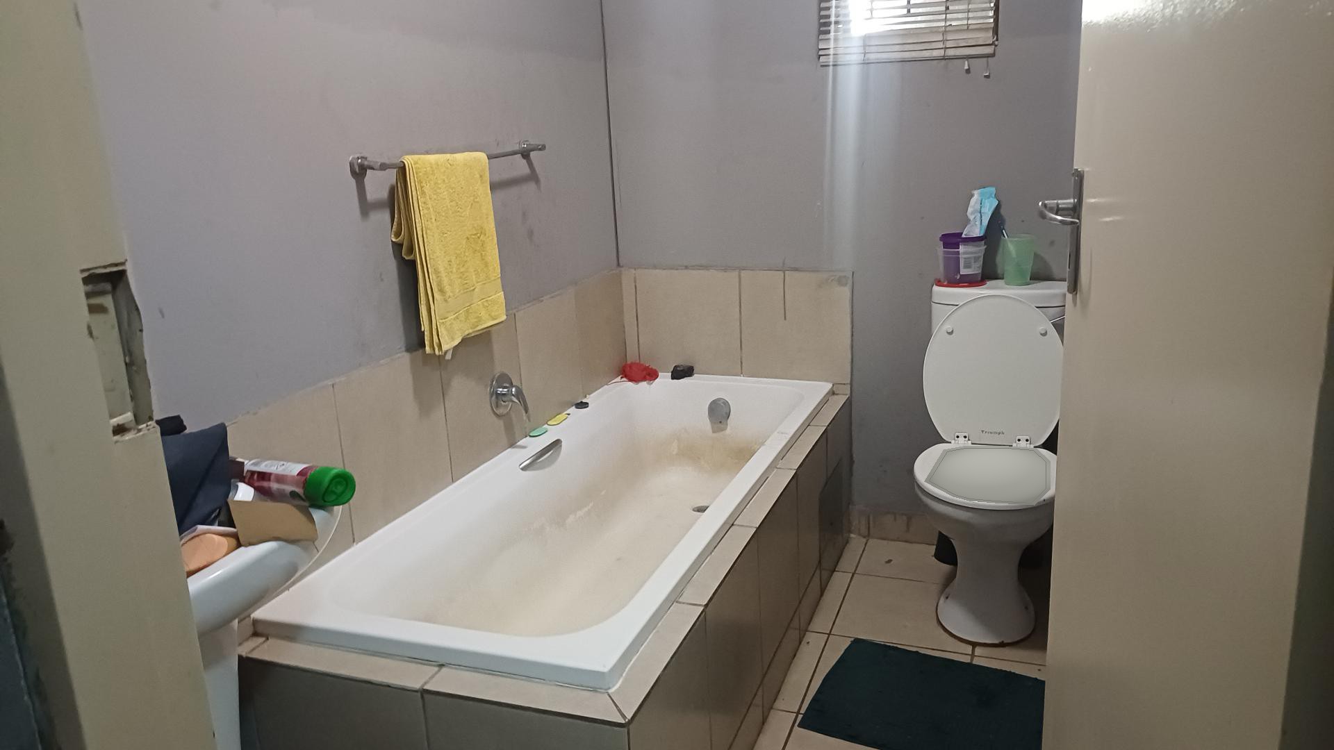 Bathroom 2 of property in Watervalspruit (Vaal)