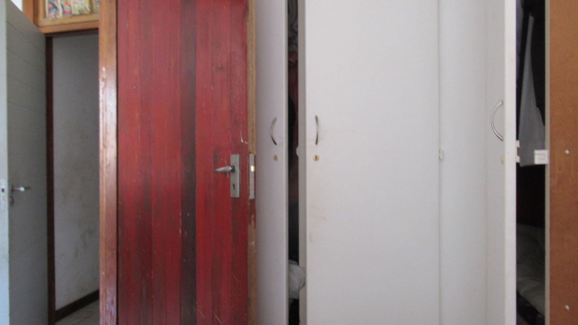 Main Bedroom - 10 square meters of property in Orange Grove