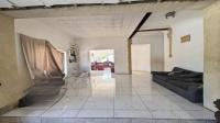 Lounges of property in Orange Grove