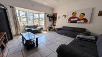 Lounges of property in Orange Grove