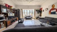 Lounges of property in Orange Grove