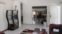 Lounges - 41 square meters of property in Orange Grove