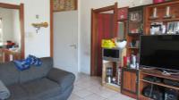 Lounges - 41 square meters of property in Orange Grove