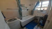 Bathroom 1 of property in Bulwer (Dbn)
