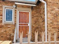  of property in Kosmosdal