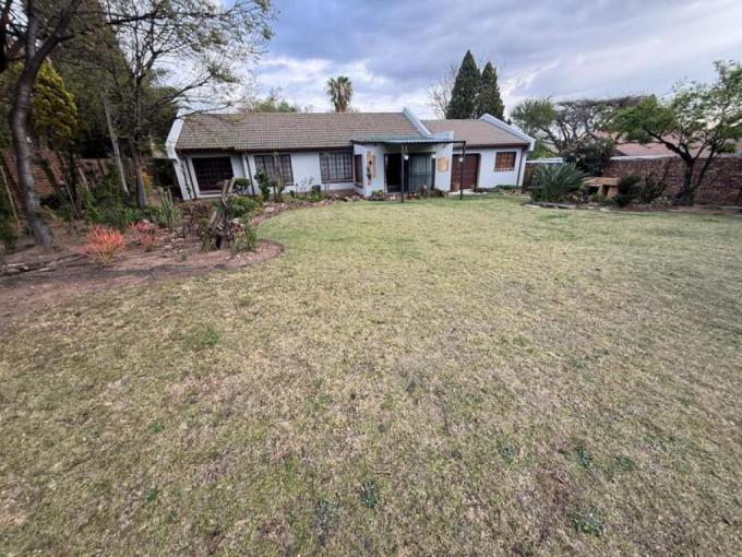 3 Bedroom House for Sale For Sale in The Reeds - MR723171
