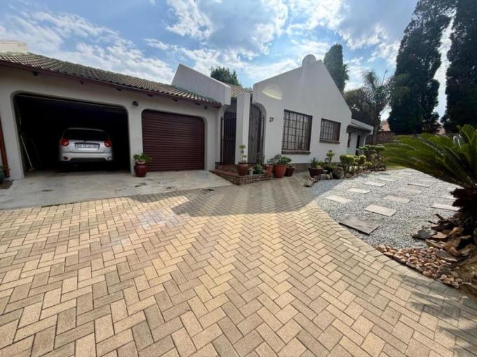 3 Bedroom House for Sale For Sale in The Reeds - MR723171