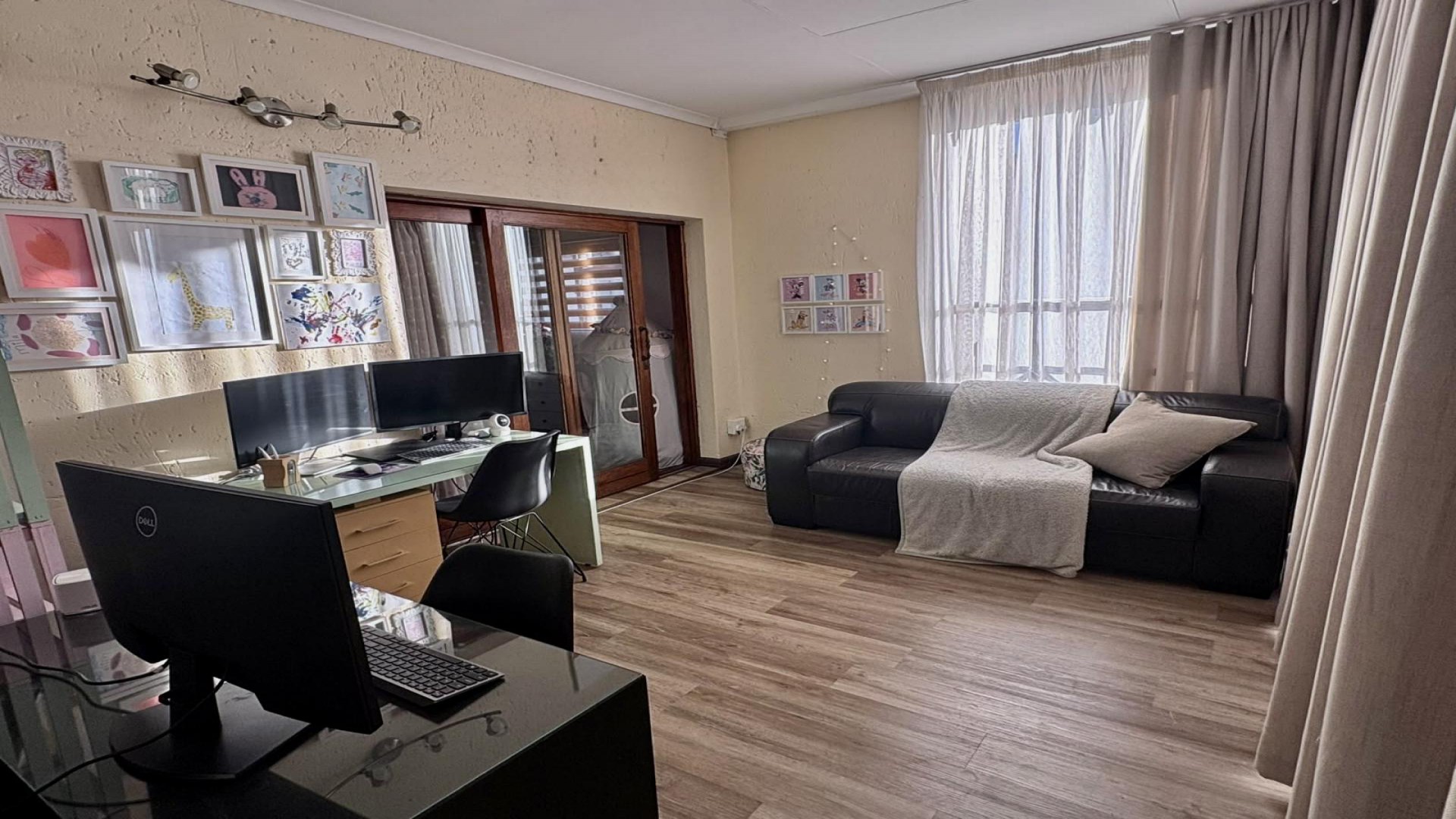 Bed Room 3 of property in Bankenveld