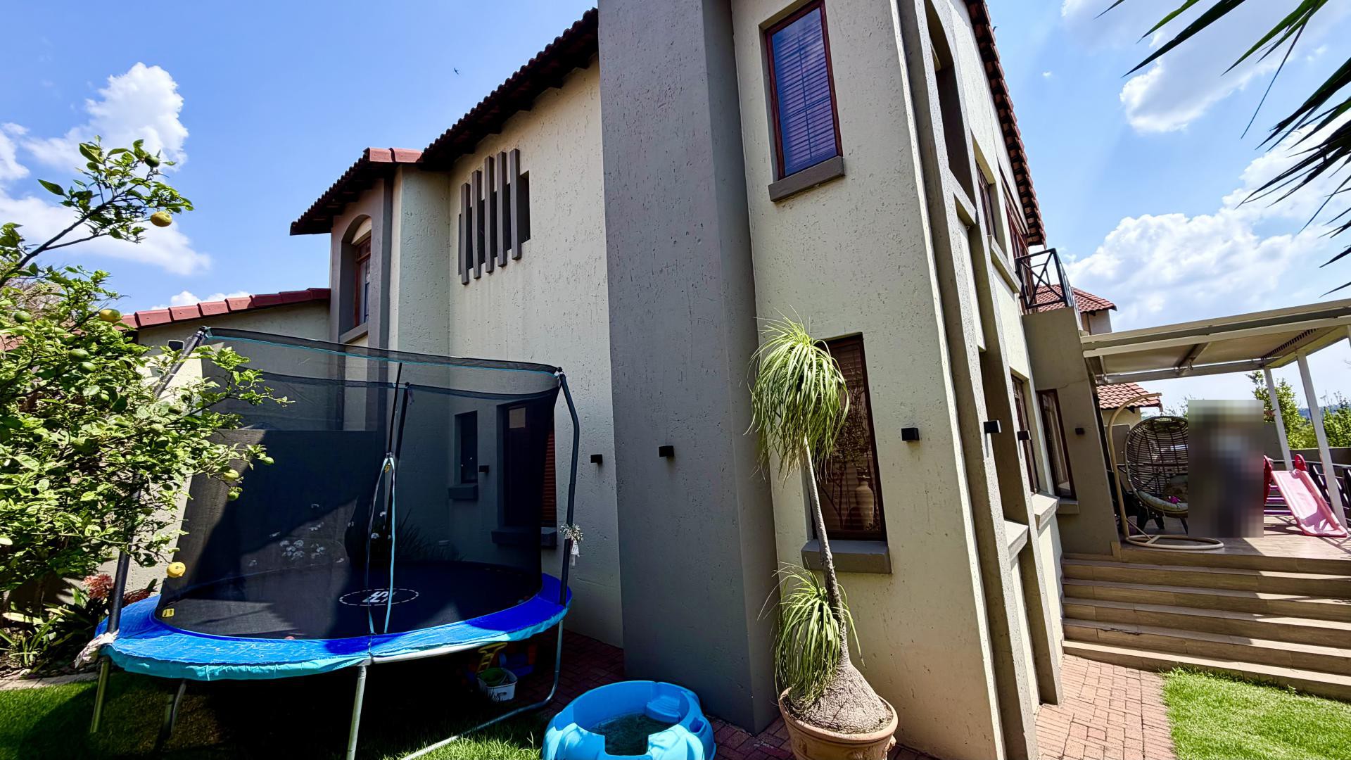 Backyard of property in Bankenveld