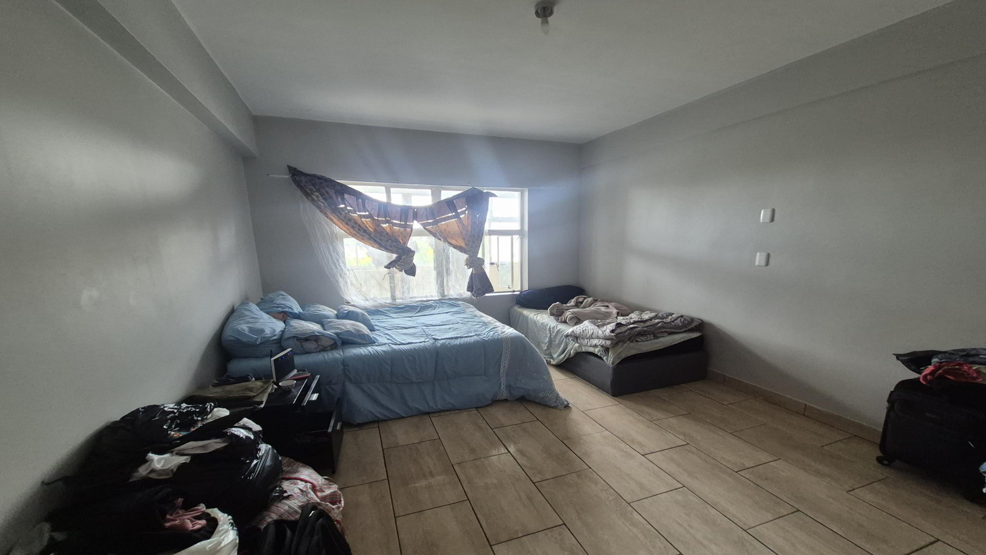 Bed Room 1 of property in Port Elizabeth Central