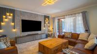 Lounges of property in Norscot