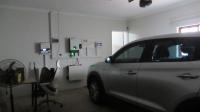 Garage - 33 square meters of property in Norscot