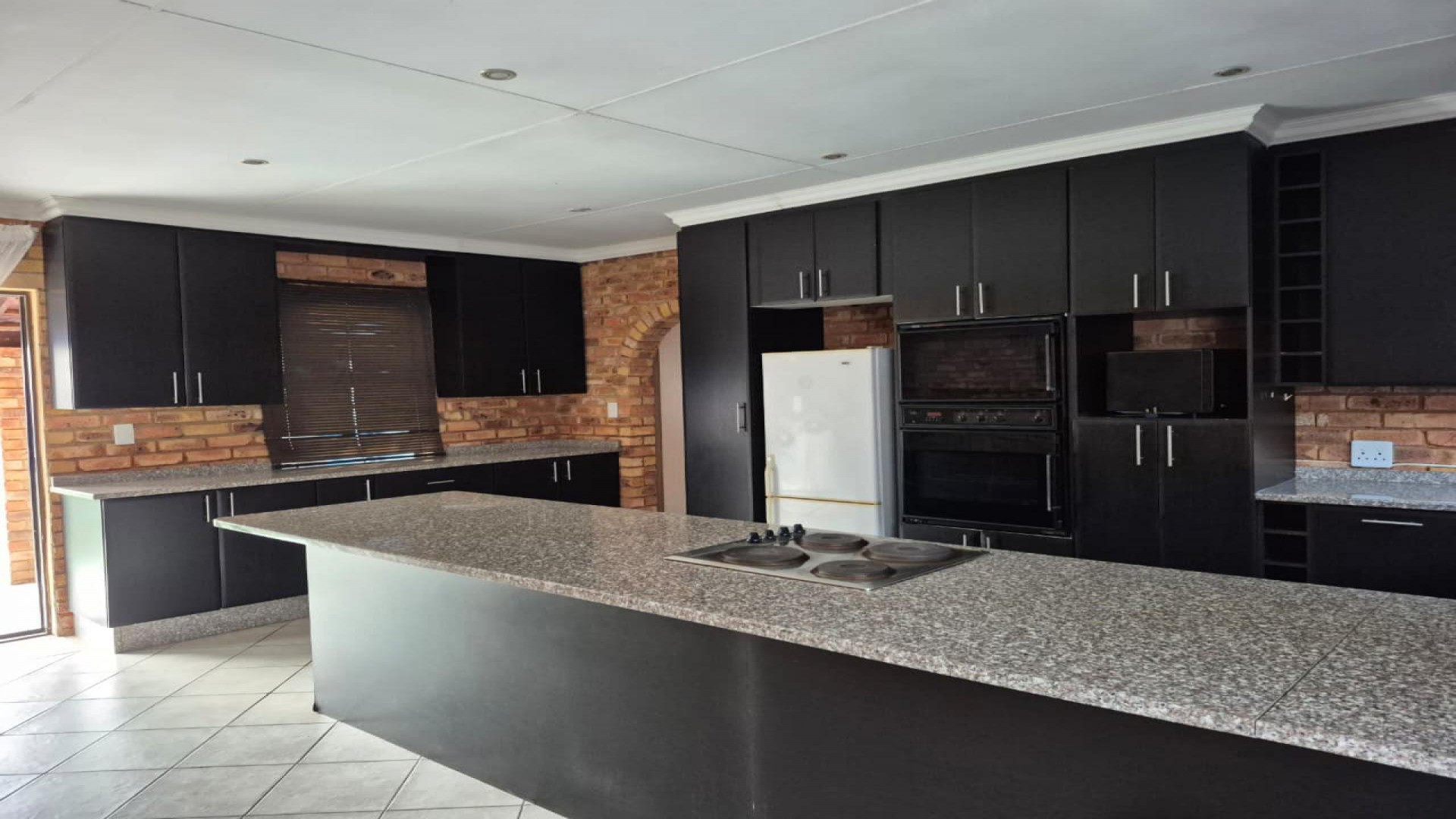 Kitchen of property in Crystal Park