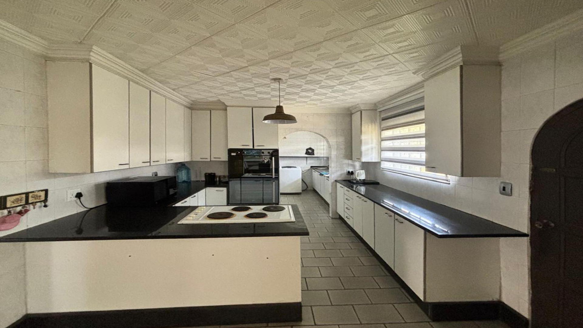Kitchen - 31 square meters of property in Crystal Park