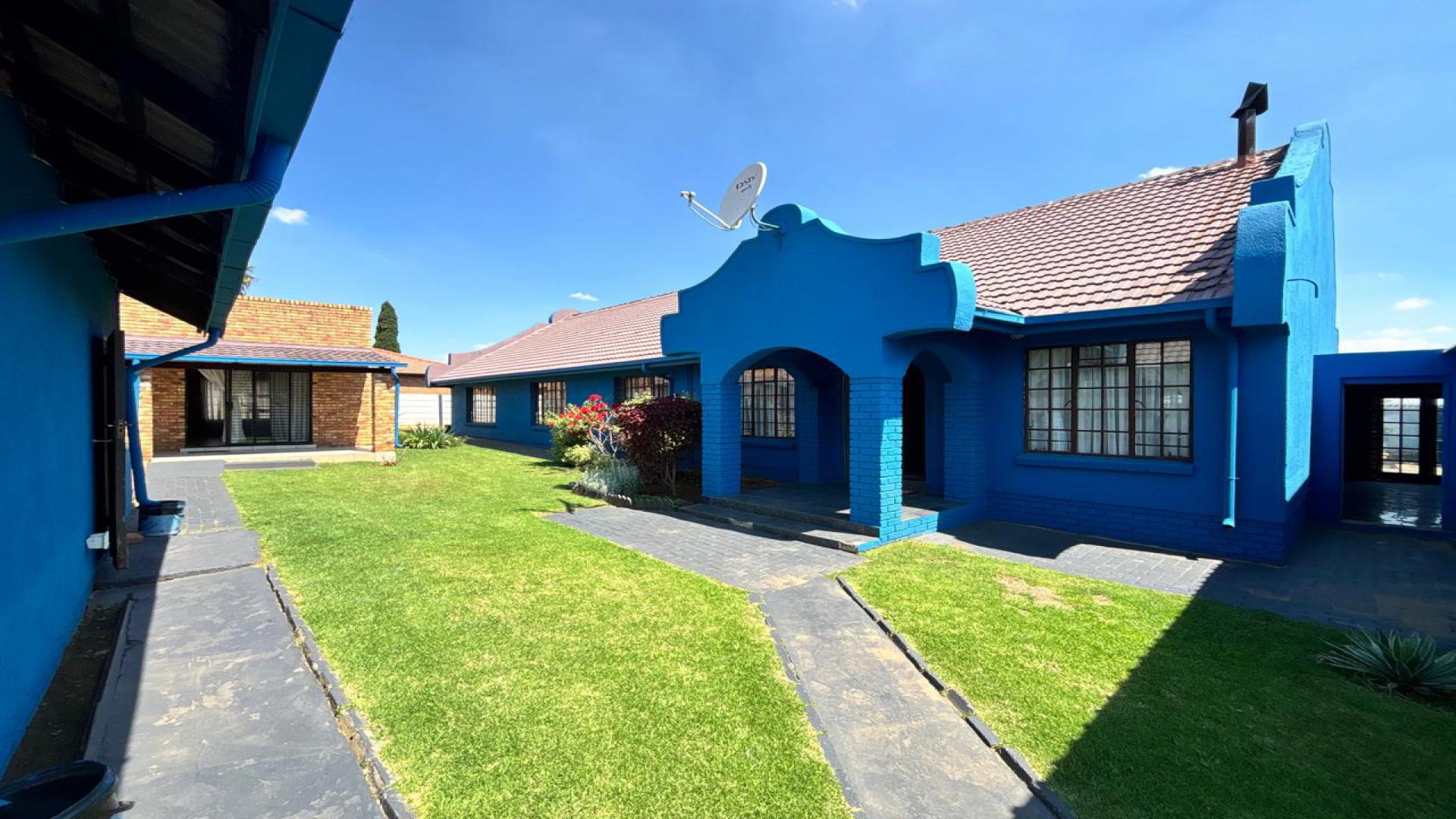 Spaces - 36 square meters of property in Crystal Park