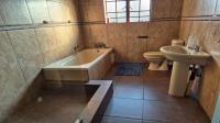 Bathroom 1 of property in Crystal Park