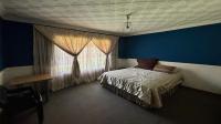 Bed Room 1 - 18 square meters of property in Crystal Park