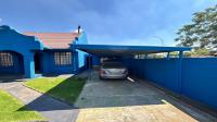 Carport  - 32 square meters of property in Crystal Park