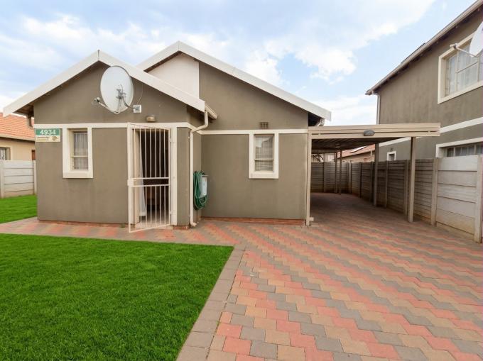 2 Bedroom House for Sale For Sale in Albertsdal - MR723232
