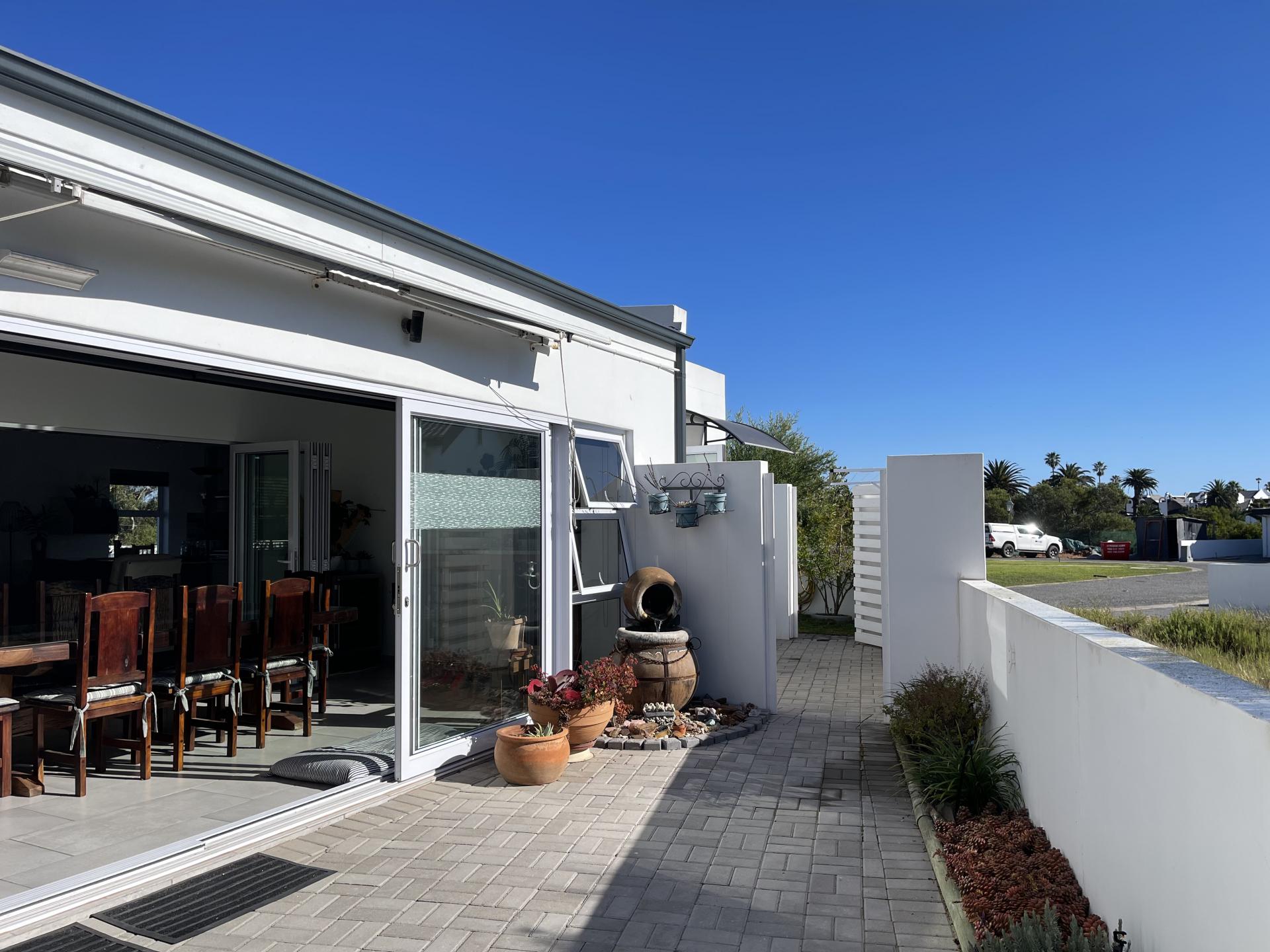  of property in Shelley Point