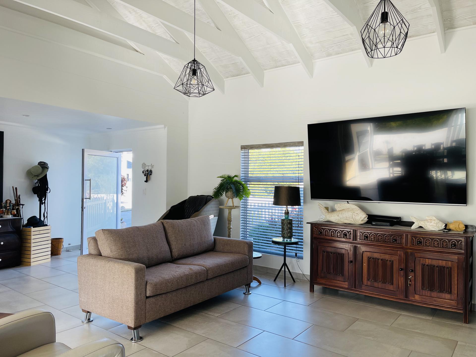  of property in Shelley Point