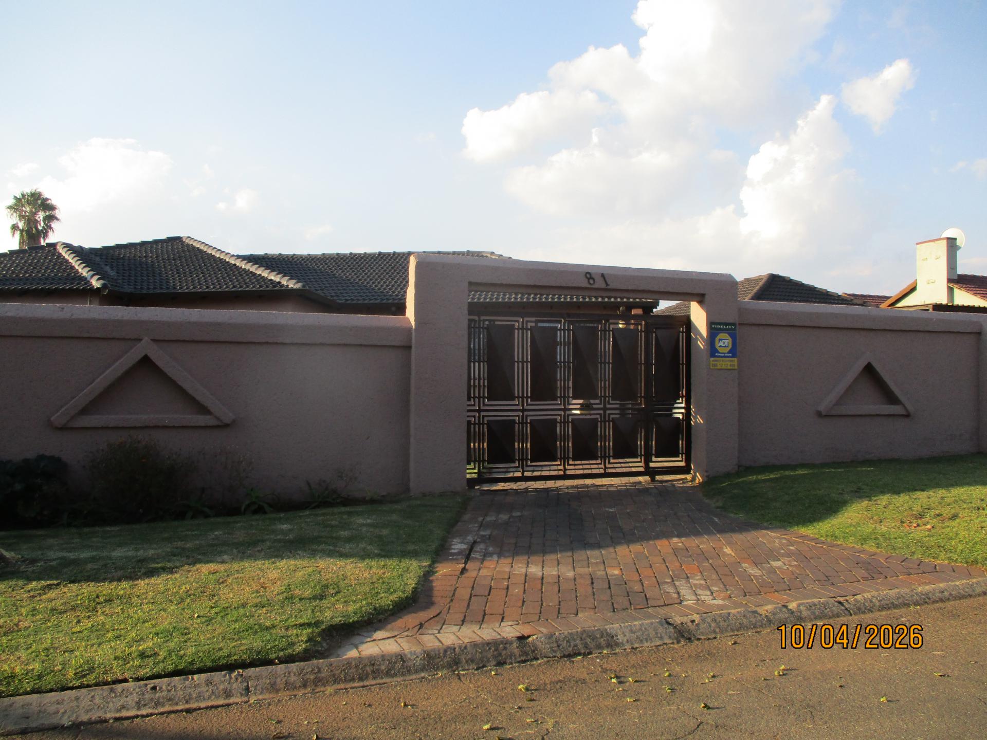 of property in Roodekop