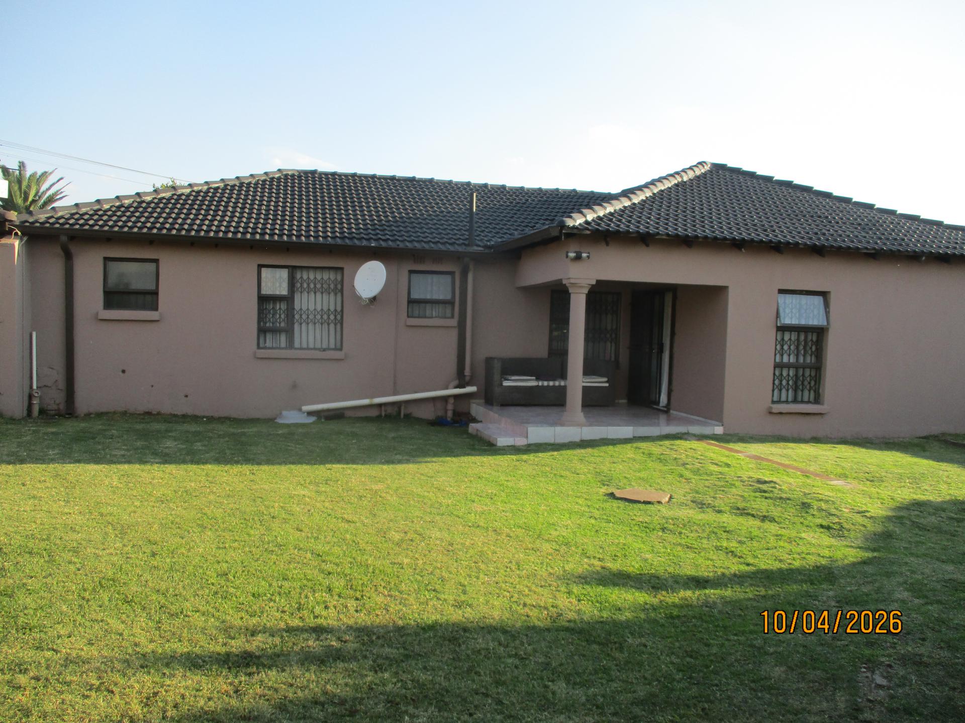  of property in Roodekop