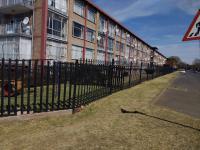 2 Bedroom 1 Bathroom Flat/Apartment for Sale for sale in Symhurst