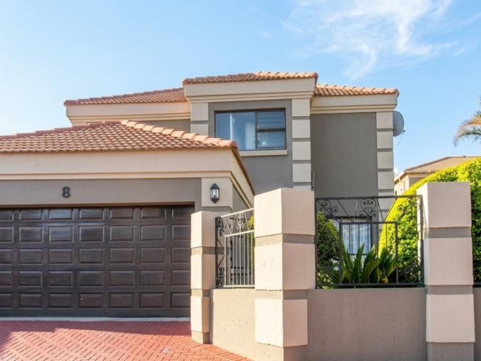3 Bedroom House for Sale For Sale in Bassonia Rock - MR723320