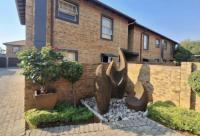 3 Bedroom 2 Bathroom Duplex for Sale for sale in Montana Tuine