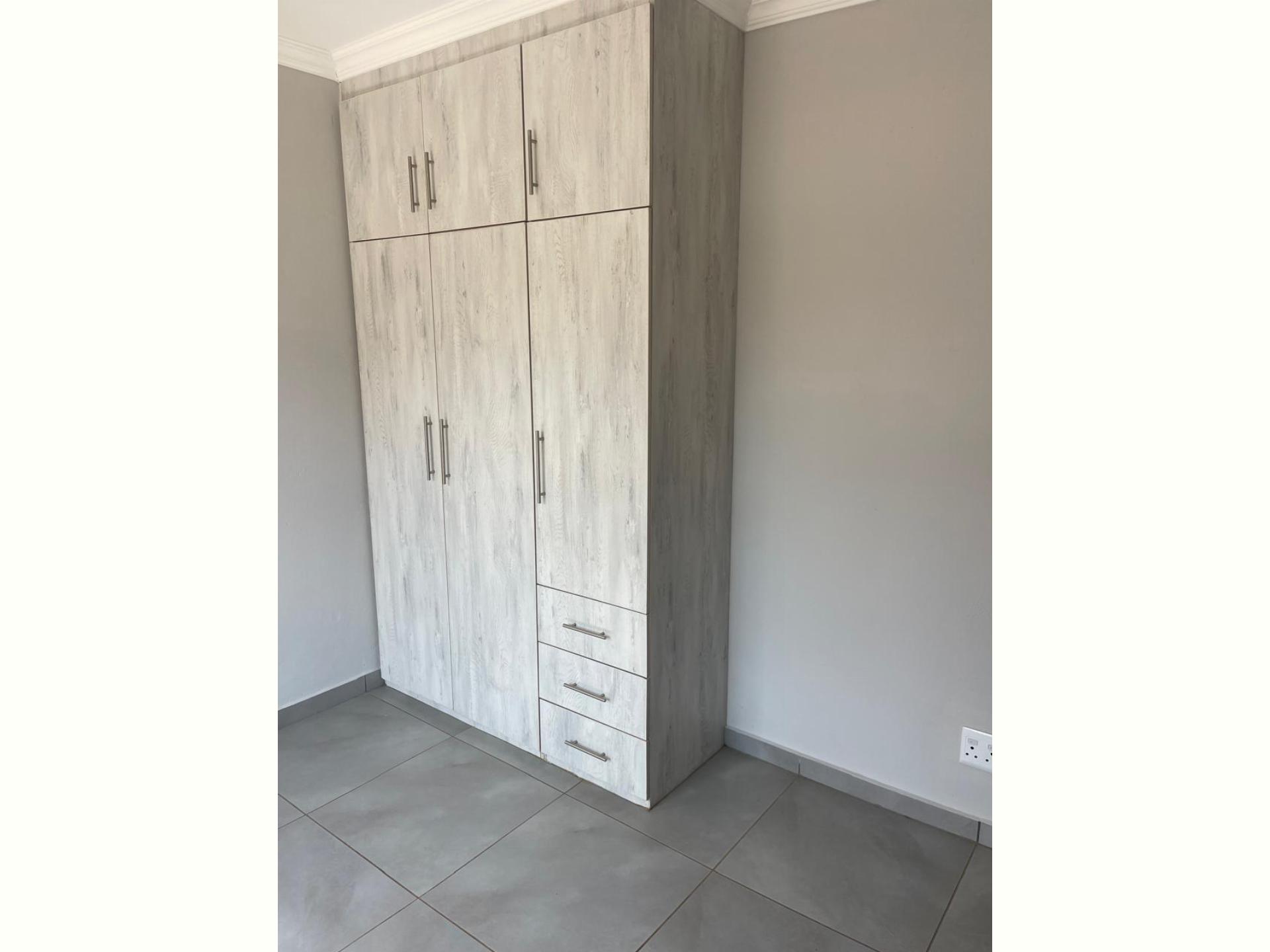  of property in Hartbeespoort
