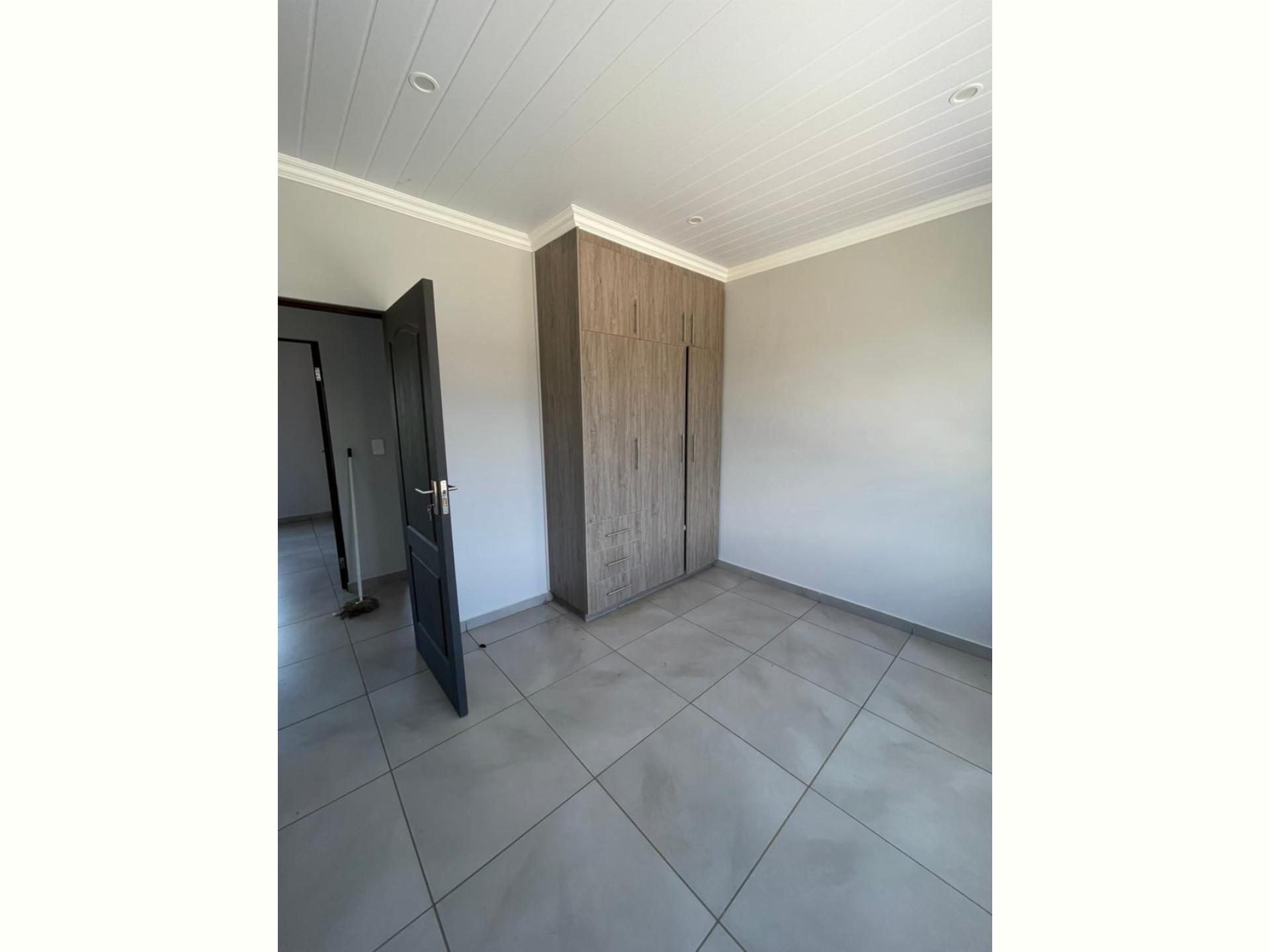  of property in Hartbeespoort