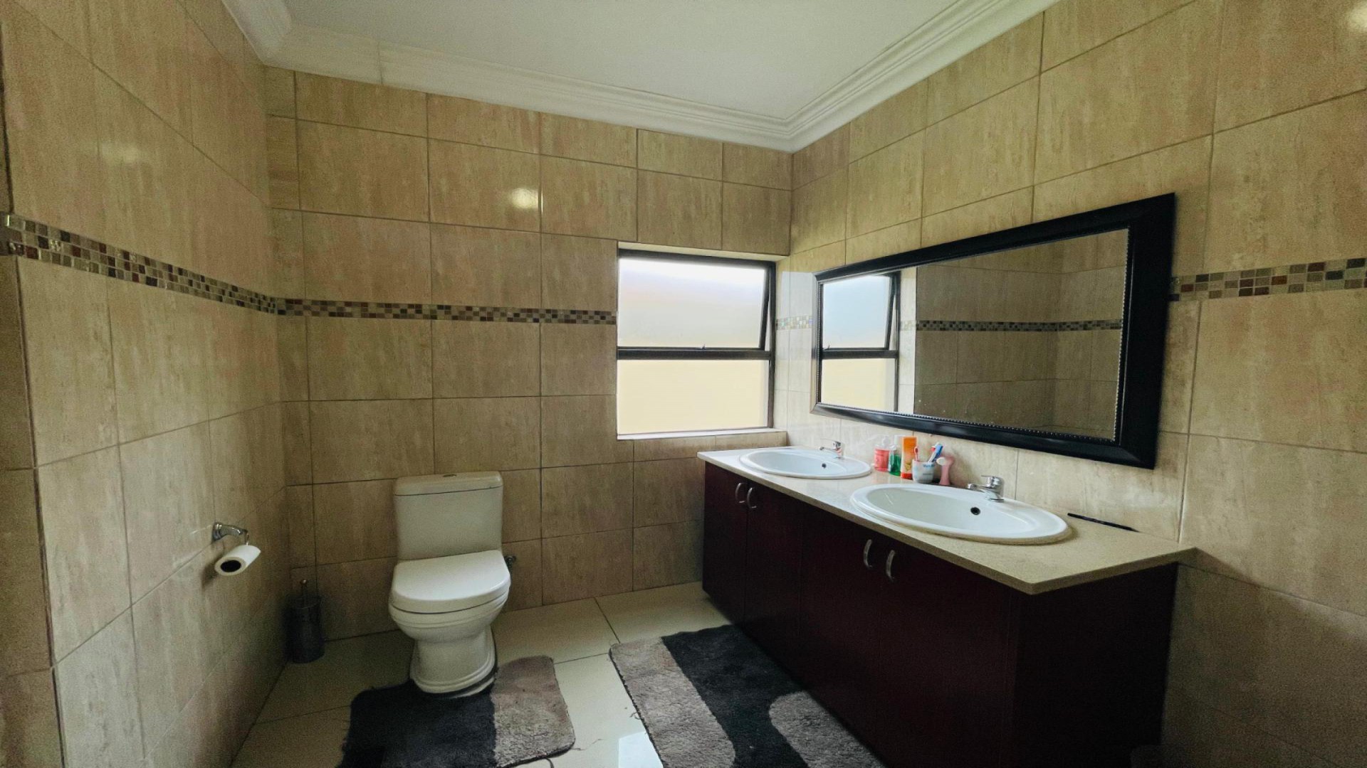 Bathroom 1 of property in Sagewood