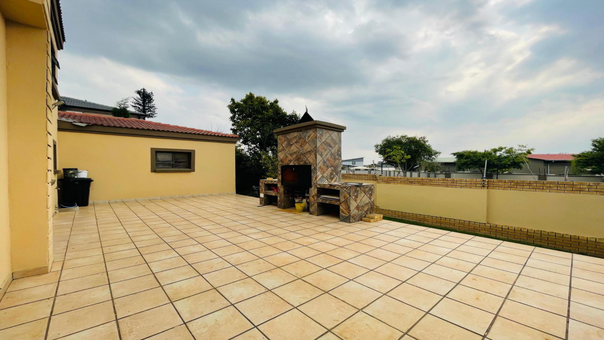 Braai Area of property in Sagewood