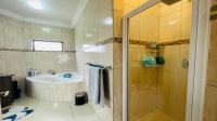 Bathroom 1 of property in Sagewood