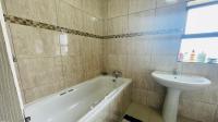 Bathroom 3+ of property in Sagewood
