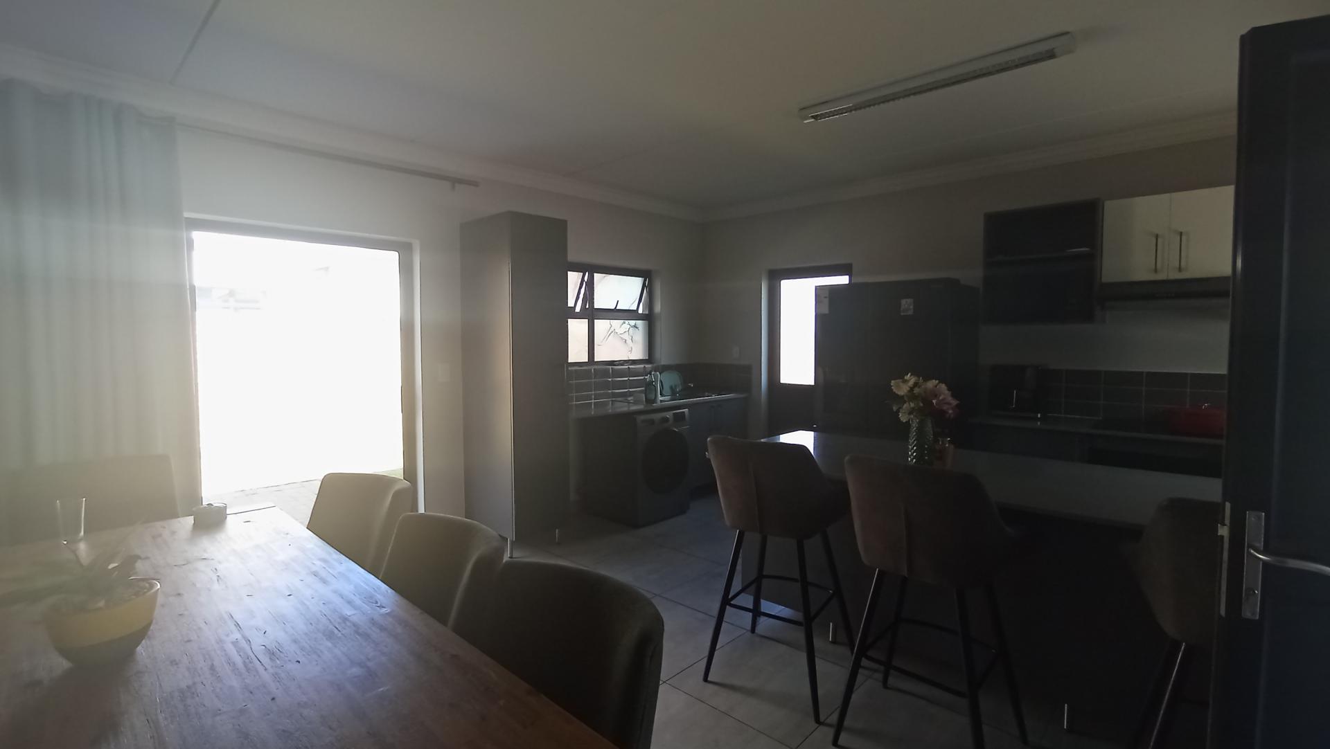 Kitchen - 15 square meters of property in Rua Vista
