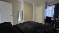 Main Bedroom of property in Umhlanga Ridge