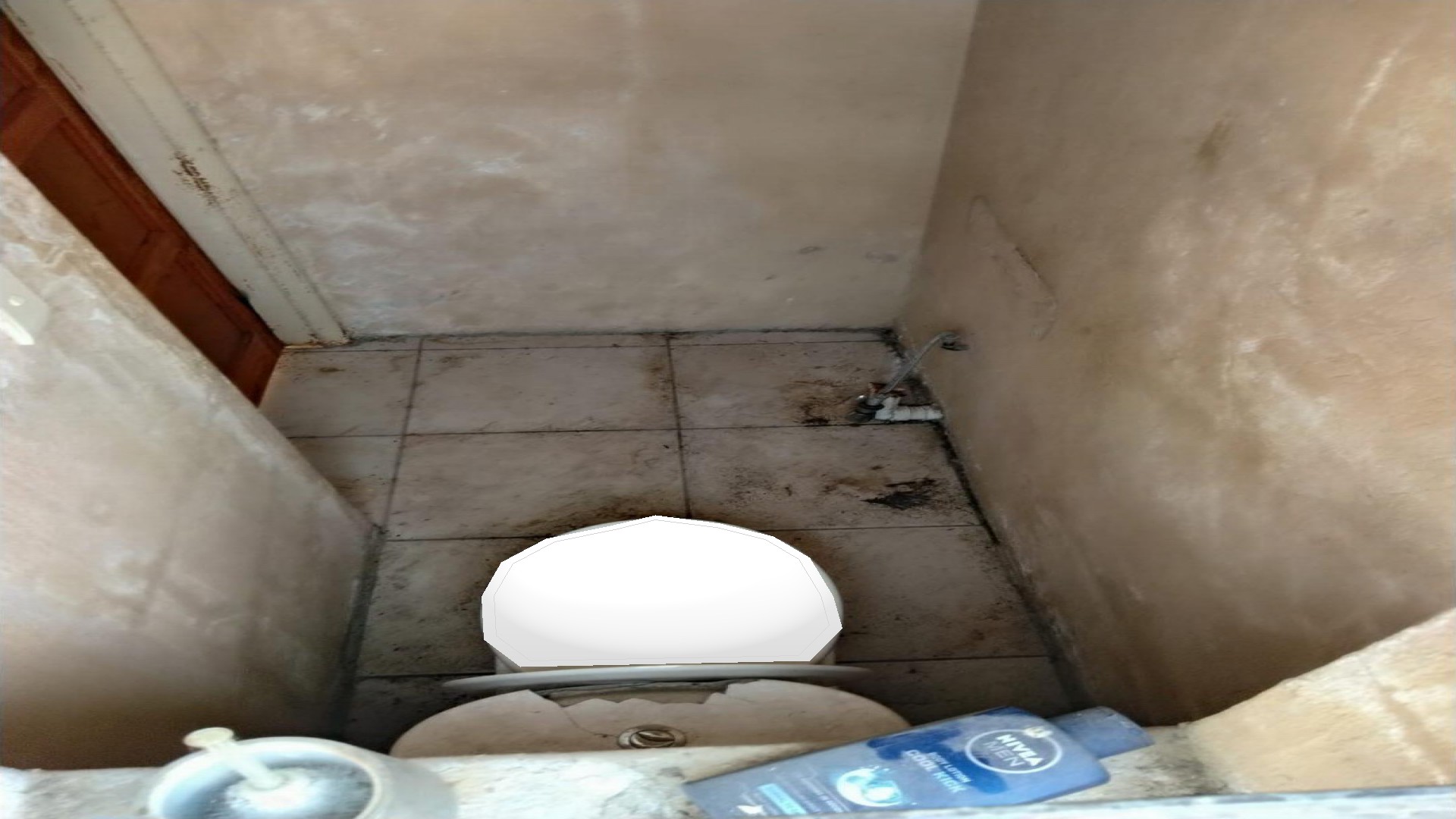 Bathroom 2 of property in Stonehenge