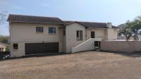 Front View of property in Stonehenge
