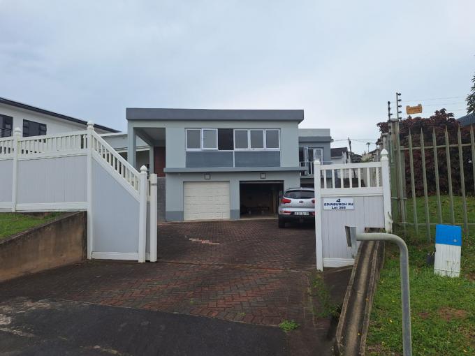 4 Bedroom House for Sale For Sale in Uvongo - MR723403
