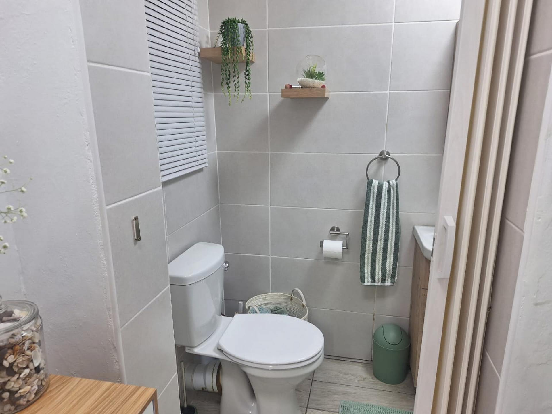  of property in Uvongo