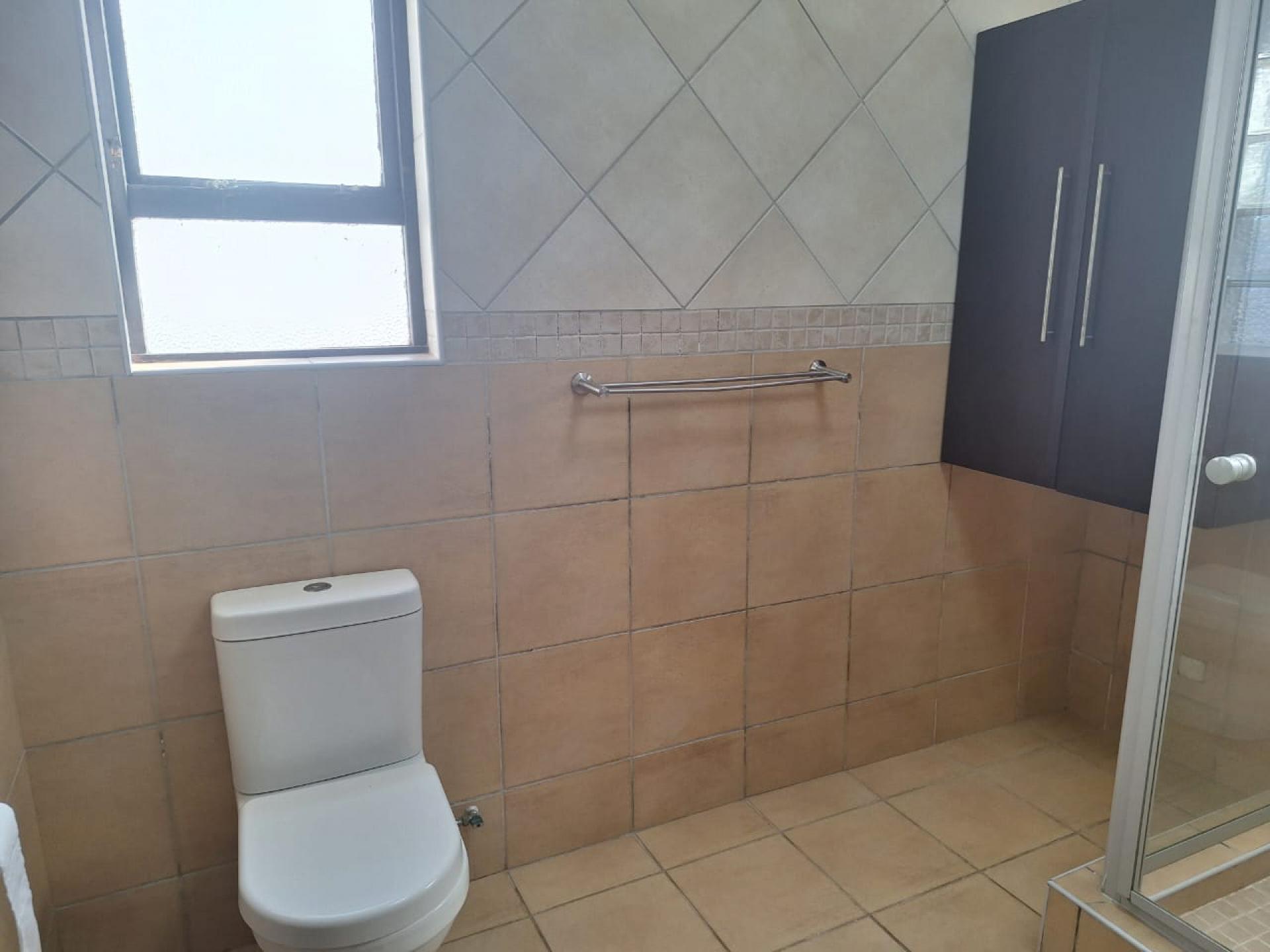  of property in Uvongo